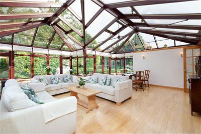 324 Wedderlea Drive, Glasgow, G52 2SD - image 7