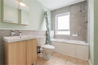 4/7 Marine Drive, Edinburgh, EH5 1FD - image 15