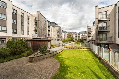 4/7 Marine Drive, Edinburgh, EH5 1FD - image 17