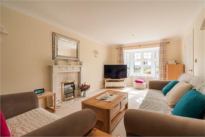 25 Ashburnham Loan, South Queensferry, EH30 9LE - image 2