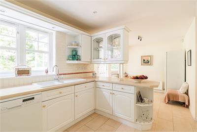25 Ashburnham Loan, South Queensferry, EH30 9LE - image 4