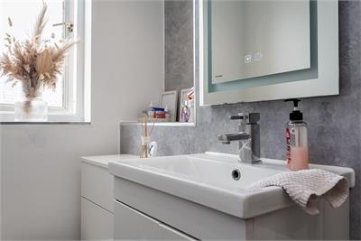 4/4 Oxgangs Farm Gardens, Edinburgh, EH13 9QE - image 17