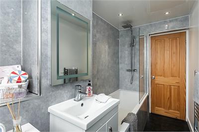 4/4 Oxgangs Farm Gardens, Edinburgh, EH13 9QE - image 18