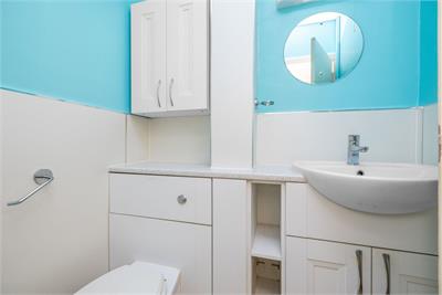 4/1 Peacock Court, Newhaven, Edinburgh, EH6 4HZ - image 9