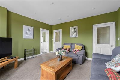 3 Clark Place, Peebles, EH45 8LB - image 4