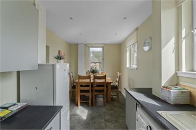 3 Clark Place, Peebles, EH45 8LB - image 6