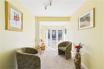 33 Farm Avenue, Lasswade, EH18 1BU - image 12