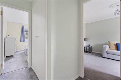 8/4 Coxfield, Gorgie, Edinburgh, EH11 2SY - image 13