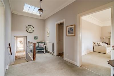 Tweedford House, Abbotsford Grove, Kelso, TD5 7BN - image 3
