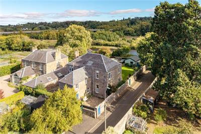 Tweedford House, Abbotsford Grove, Kelso, TD5 7BN - image 6