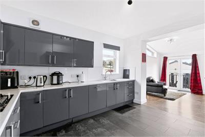 18 Sandwood Road, , Glasgow, G52 2PW - image 5