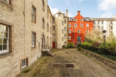 3/2 Chessels Court, Edinburgh, EH8 8AD - image 25