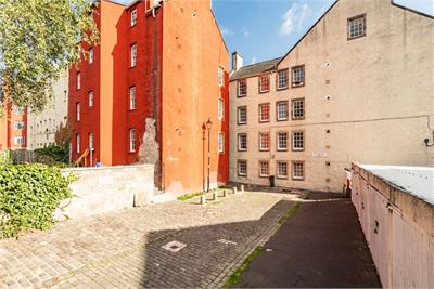 3/2 Chessels Court, Edinburgh, EH8 8AD - image 26