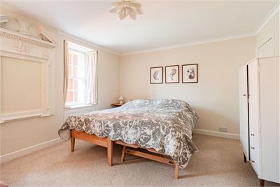 3/2 Chessels Court, Edinburgh, EH8 8AD - image 9