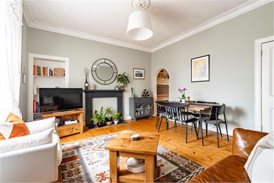 17 3F1, Dalgety Street, Edinburgh, EH7 5UN - image 3