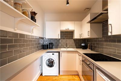 17 3F1 Dalgety Street, Edinburgh, EH7 5UN - image 5