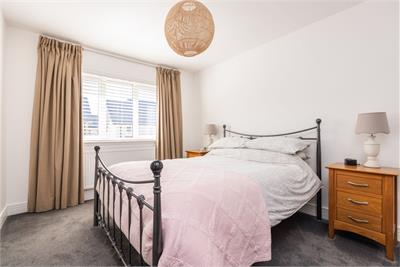 14 Wightman Road, Winchburgh, EH52 6AS - image 12