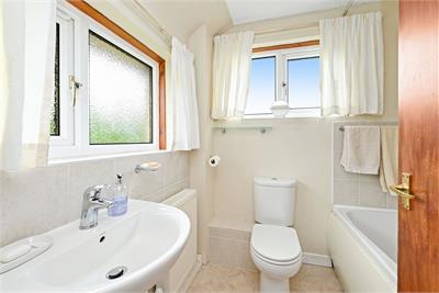 1 Ravendean Gardens, Penicuik, EH26 9HQ - image 14