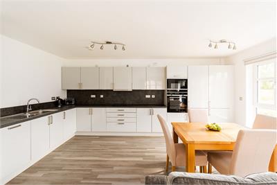 1 (flat 5), Ramslack Street, Balerno, Edinburgh, EH14 5FE - image 6