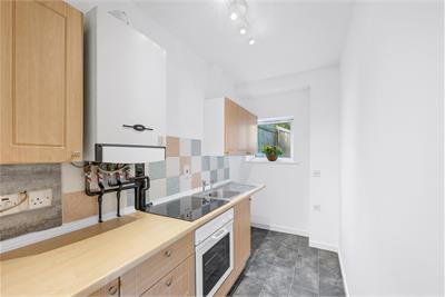 56 Campbell Street, Dunfermline, KY12 0QL - image 4