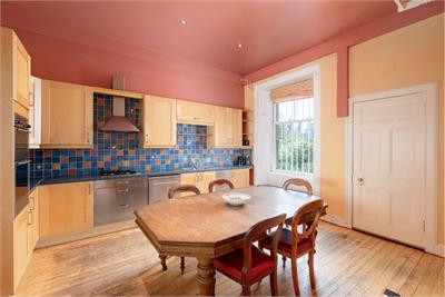 15 Succoth Place, Edinburgh, EH12 6BJ - image 6