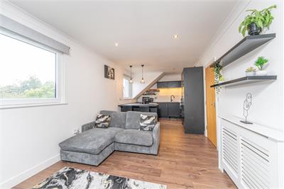 4/6 Ferry Gait Place, Edinburgh, EH4 4GN - image 4