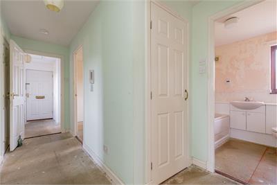 22/8 South Elixa Place, Edinburgh, EH8 7PG - image 4