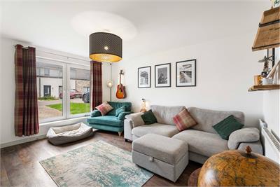 28 Redsman Drive, Edinburgh, EH15 3RG - image 2