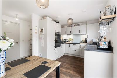 28 Redsman Drive, Edinburgh, EH15 3RG - image 8