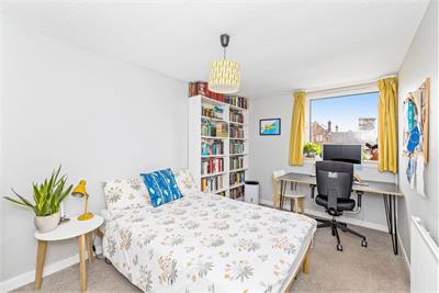 25 Claremont Court, Edinburgh EH7 4LA - image 11
