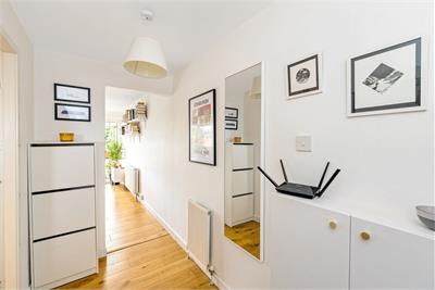 25 Claremont Court, Edinburgh EH7 4LA - image 14