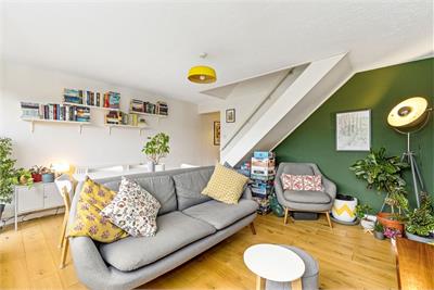 25 Claremont Court, Edinburgh EH7 4LA - image 3