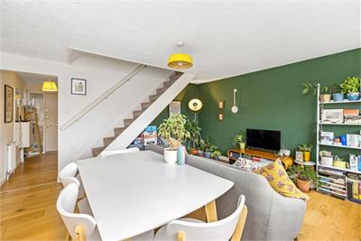 25 Claremont Court, Edinburgh EH7 4LA - image 4