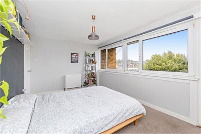 25 Claremont Court, Edinburgh EH7 4LA - image 9