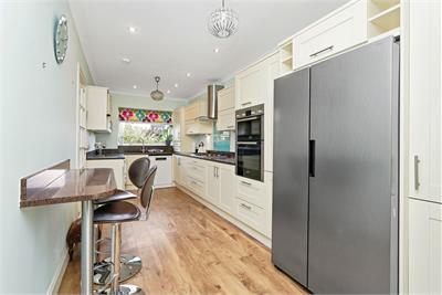 27 Silverknowes Terrace, Silverknowes, Edinburgh, EH4 5HJ - image 8