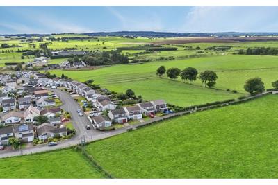 63 Shawton Road, Chapelton, Strathaven, ML10 6RY - image 2