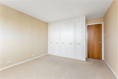 2/2 Craigleith Avenue South, Ravelston, Edinburgh, EH4 3LQ - image 11