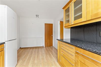 2/2 Craigleith Avenue South, Ravelston, Edinburgh, EH4 3LQ - image 8