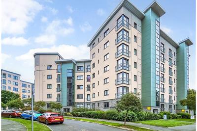 Flat 8, 1 Lochend Park View, Edinburgh, EH7 5FB - image 1