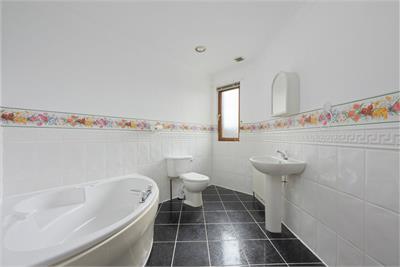 91 Queen Margaret Fauld, Dunfermline, KY12 0UP - image 16