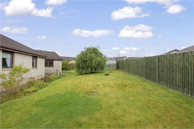 91 Queen Margaret Fauld, Dunfermline, KY12 0UP - image 32
