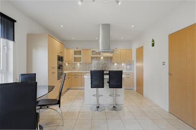 Flat 26, 22, Barnton Grove, EDINBURGH, EH4 6EJ - image 6