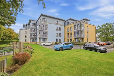Flat 26, 22, Barnton Grove, EDINBURGH, EH4 6EJ - image 1