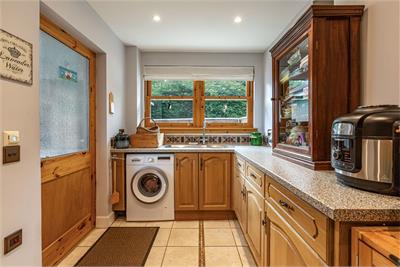 St Aidan's Manse, 1 High Cross Avenue, Melrose, TD6 9SQ - image 26