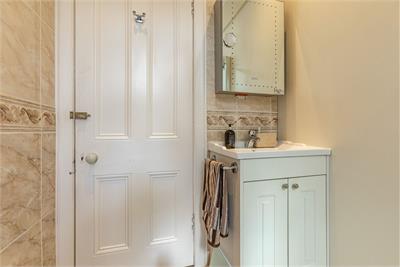 St Aidan's Manse, 1 High Cross Avenue, Melrose, TD6 9SQ - image 35