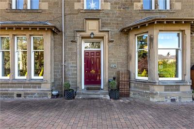 St Aidan's Manse, 1 High Cross Avenue, Melrose, TD6 9SQ - image 5
