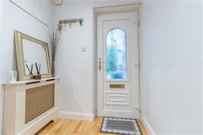 31 Daiches Braes, Edinburgh, EH15 2RD - image 5