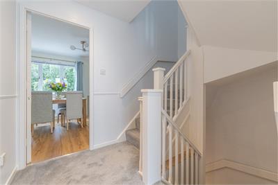 31 Daiches Braes, Edinburgh, EH15 2RD - image 6
