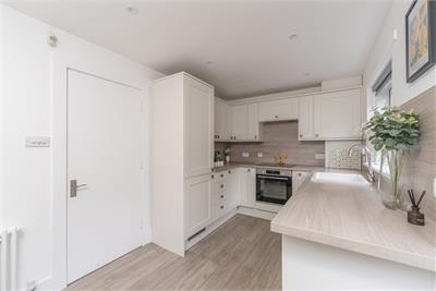 31 Daiches Braes, Edinburgh, EH15 2RD - image 8