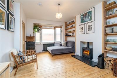 12 Bellevue Gardens, Edinburgh, EH7 4JX - image 3
